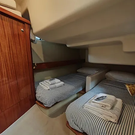 Seacascais, Lda Botel Cascais