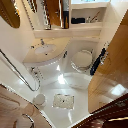 Seacascais, Lda Bådhotel Cascais